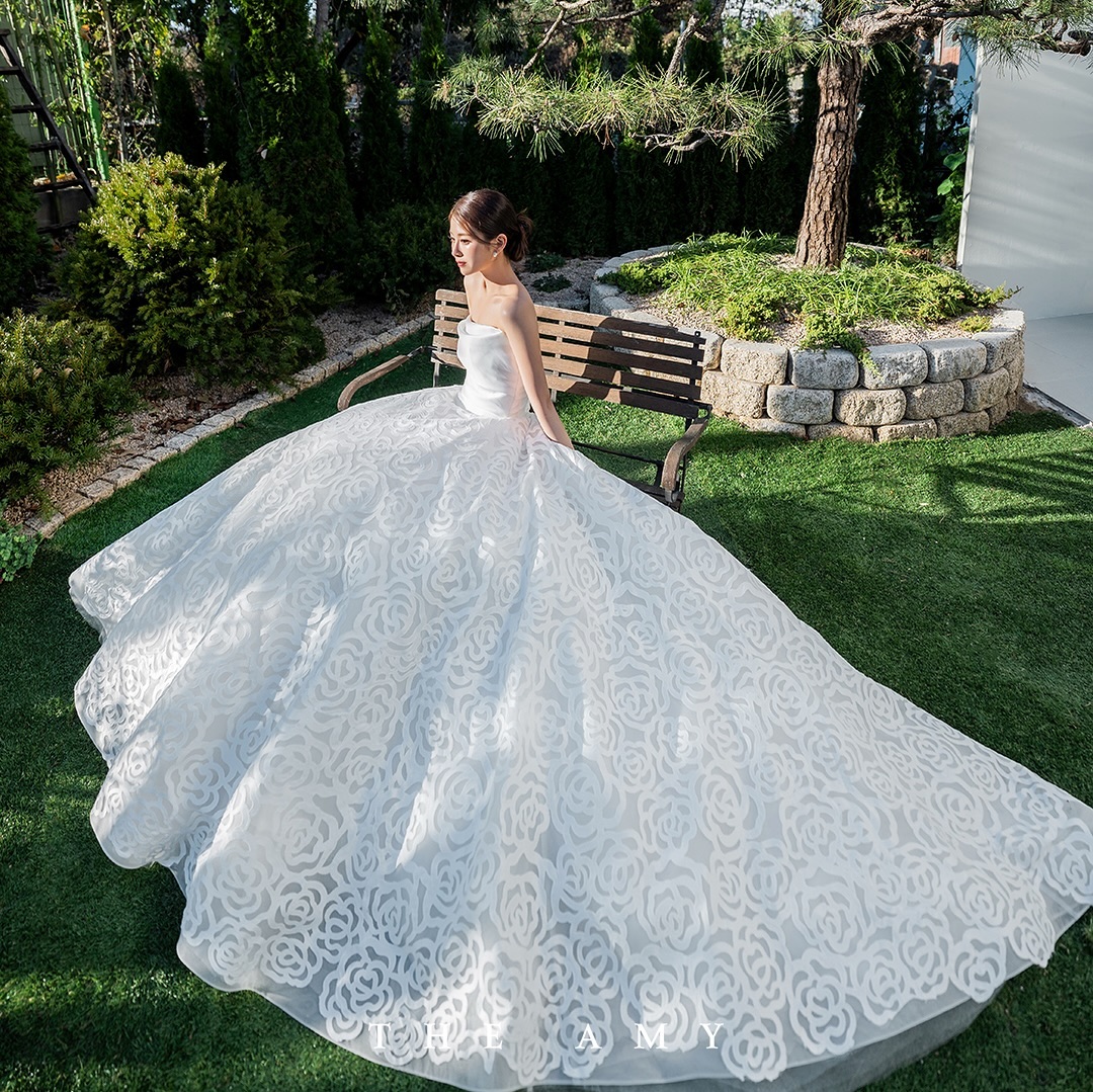 JENNYHOUSE WEDDING