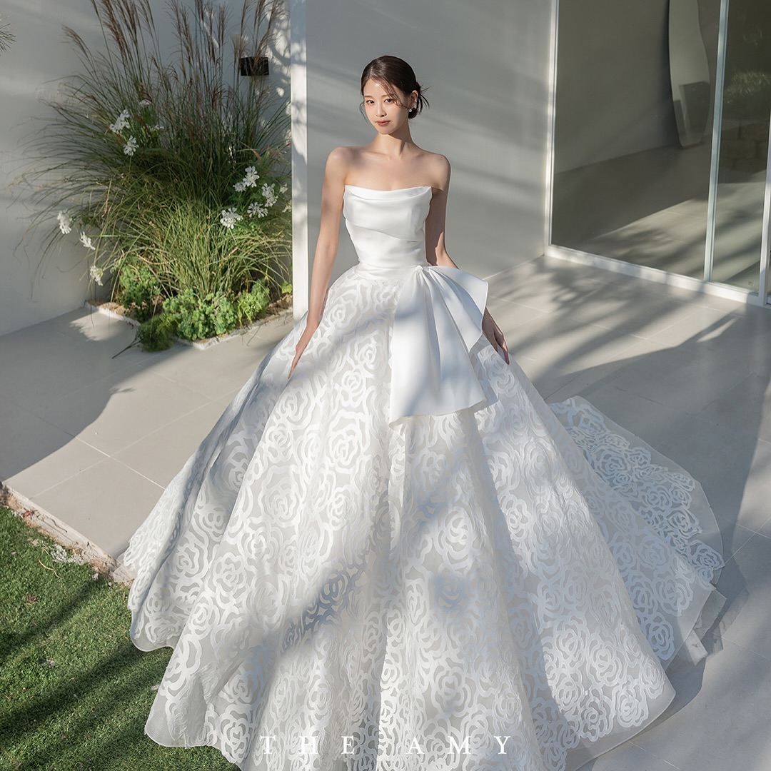 JENNYHOUSE WEDDING